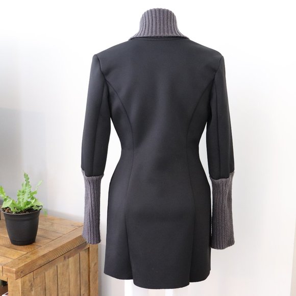 Venus Black and Gray Jacket, size Small - Picture 2 of 7